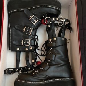 Demonia boots
